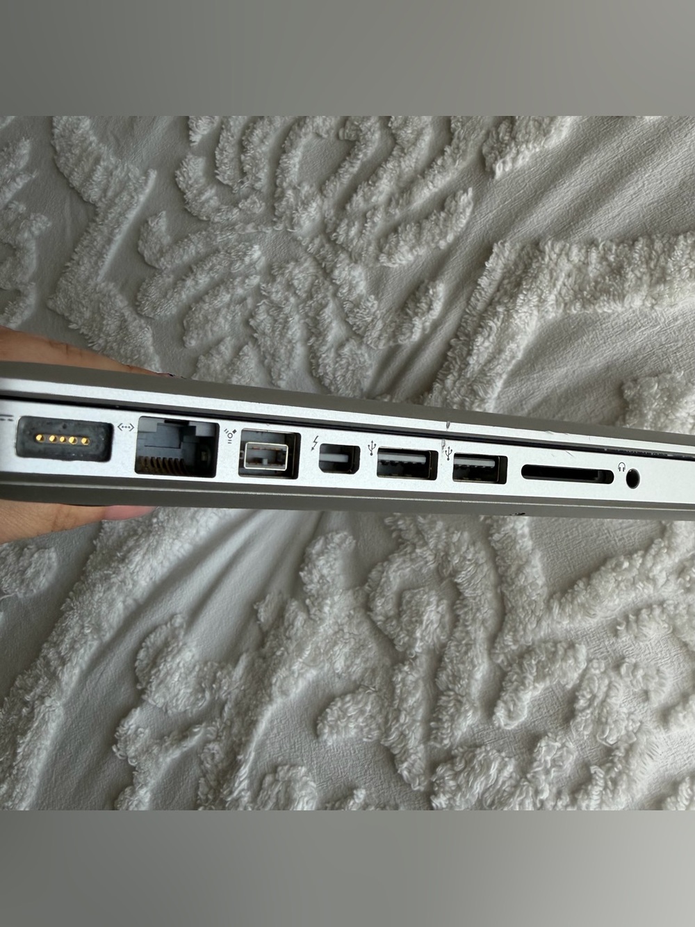 Apple MacBook Pro 13” Mid 2012 i5 2.5 GHz 8 GB RAM 1 TB Samsung SSD - Picture 7 of 16